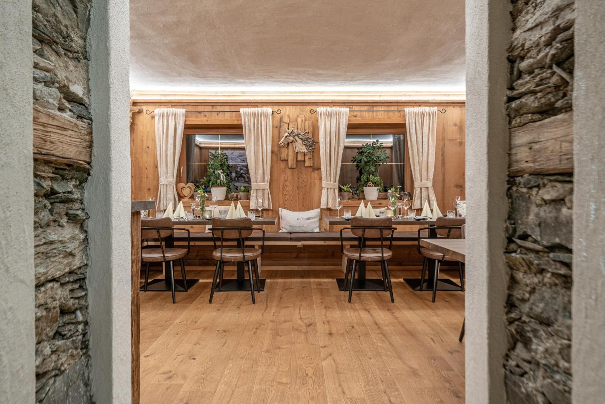 Der Ortnerhof - Hotel & Reiterhof Prägraten Kültér fotó