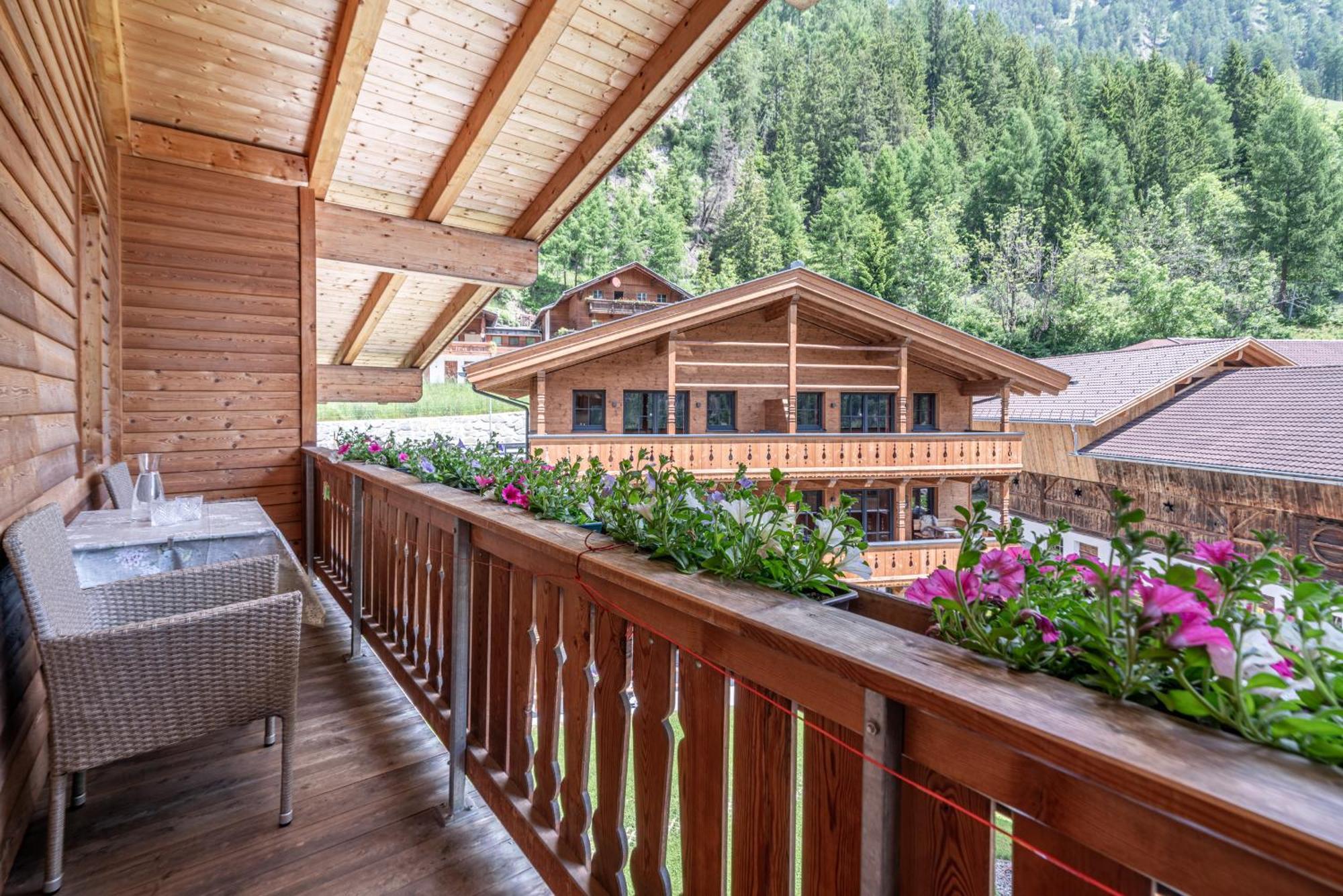 Der Ortnerhof - Hotel & Reiterhof Prägraten Szoba fotó